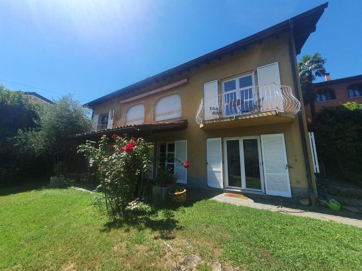 Golden Hill - Big Rooms With Kitchen And Garden Collina d'Oro Экстерьер фото