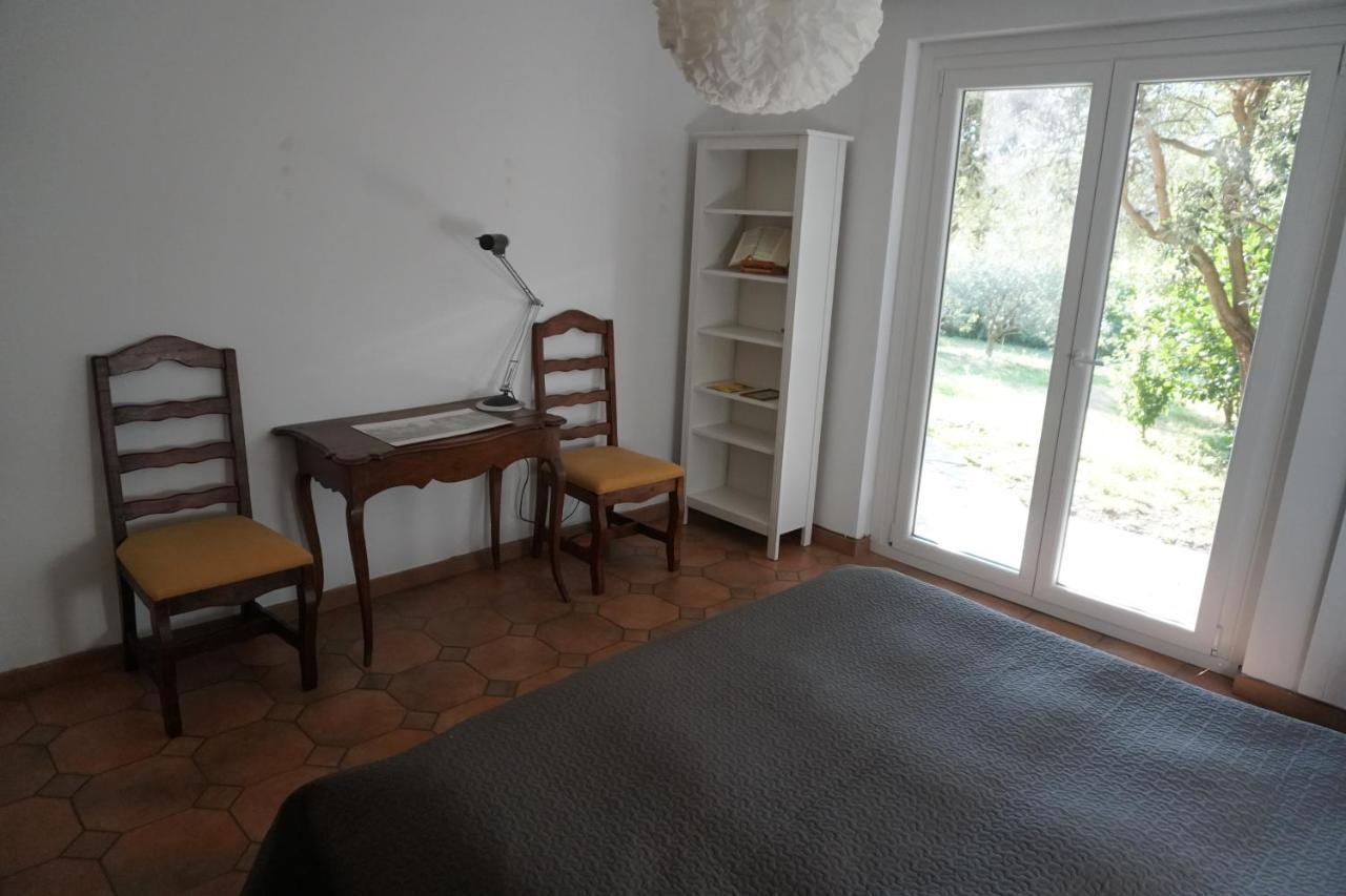 Golden Hill - Big Rooms With Kitchen And Garden Collina d'Oro Экстерьер фото